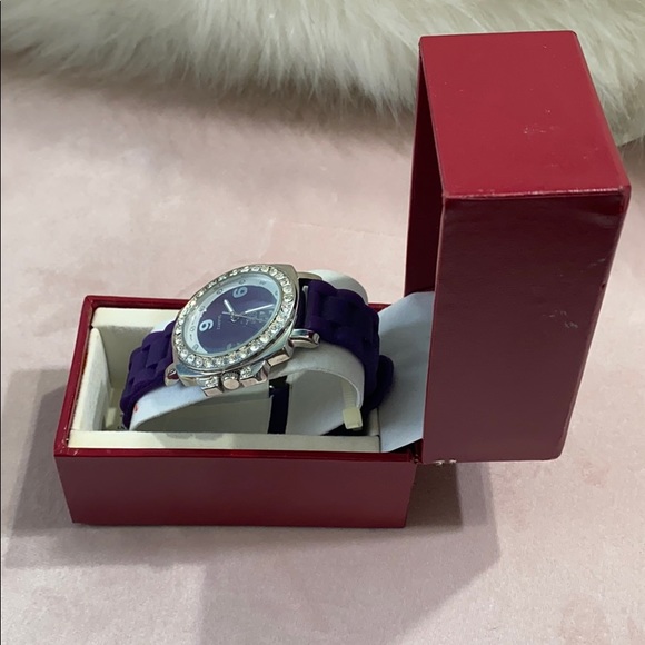 NEW Hot Kiss Purple Bling Watch - Picture 3 of 5